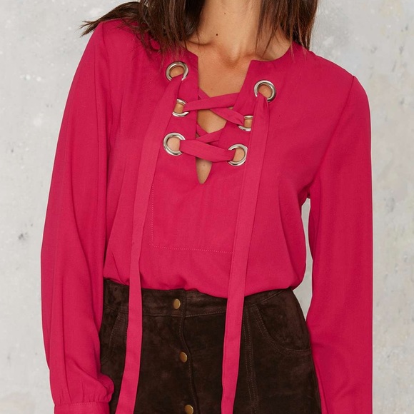 [NWT] Nastygal lace up chiffon grommet top