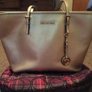 Michael Kors Medium Jet Set Tote