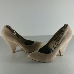 Kitten Heels