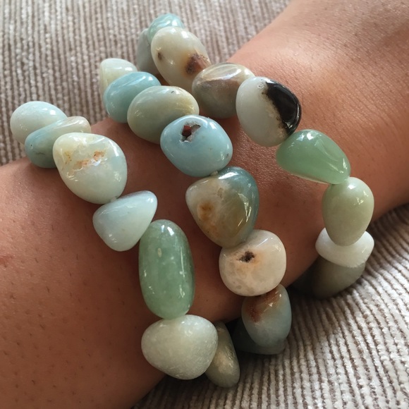 Adventurine Gemstone Bracelet - Picture 2 of 2