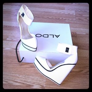 Aldo Eila wedge heels