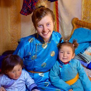 Meet your Posher, Emma