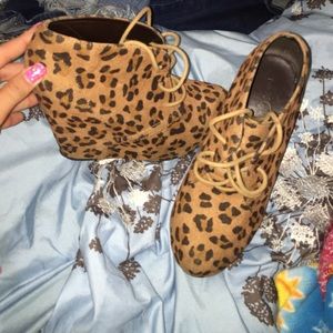 cheetah wedges