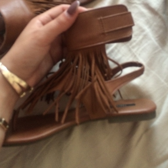 Sandals - Picture 3 of 3