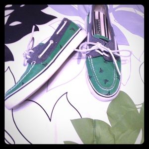 Sperry boat shoes