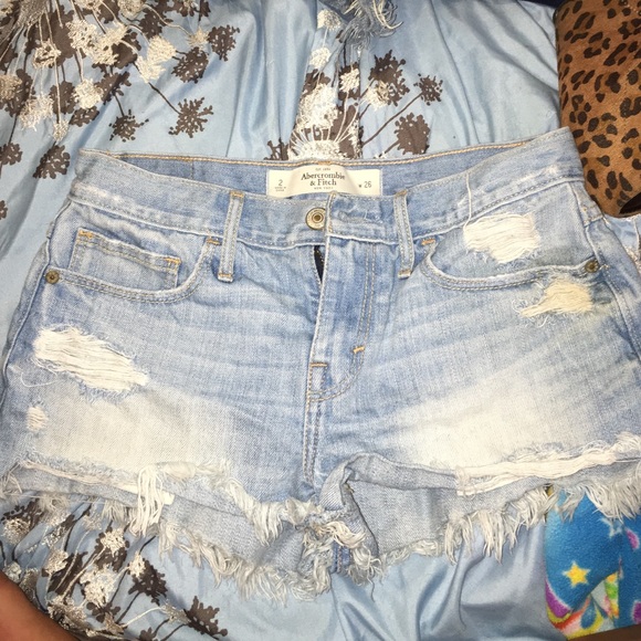 Abercrombie and Fitch jean shorts - Picture 1 of 2
