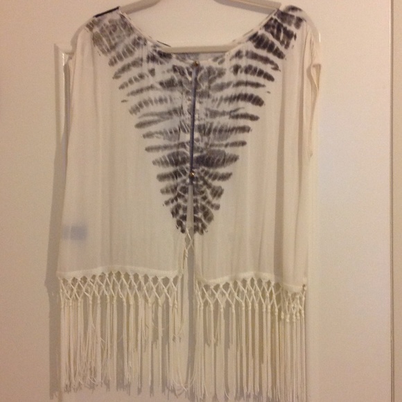 Fringe top - Picture 2 of 2