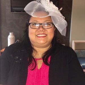 Meet your Posher, Anna liza