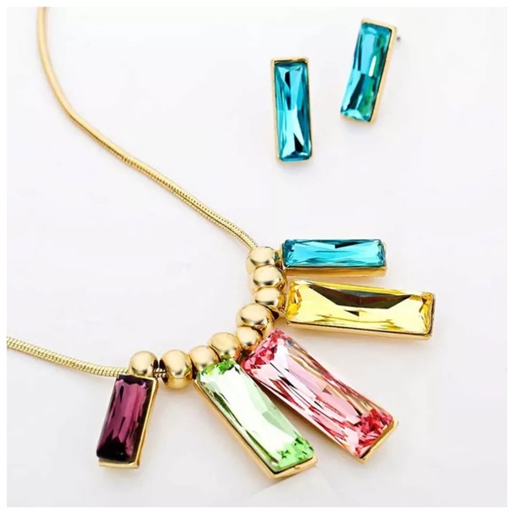 DF100 Swarovski Crystal Pastel Floating Necklace - Picture 4 of 4