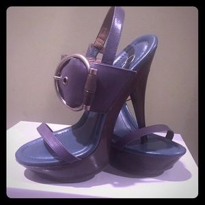 Shell-Blue Apache Platform Sandal