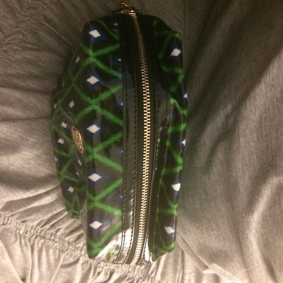 Brown Pebble Soft cosmetic bag Tory Burch - Vitkac VC Tory Burch cosmetic case