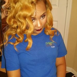 Meet your Posher, Ashley