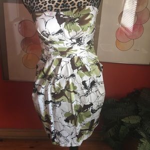 Floral print strapless dress