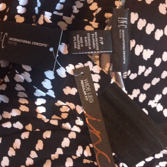 🛍 2 for $20 Black and white Palazzo pants - Picture 4 of 4