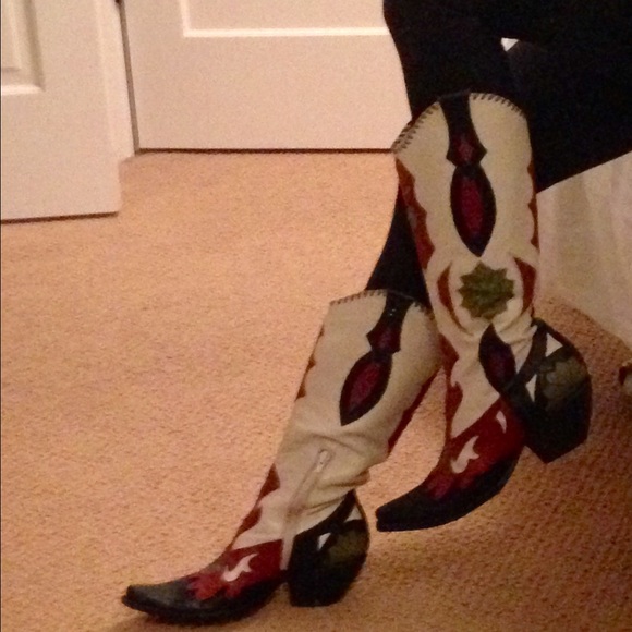 BCBGirls tall western festival boots! - Picture 4 of 7