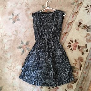 Pattern H&M business casual dress ❣NWT