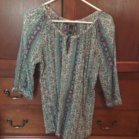 Lucky Brand top