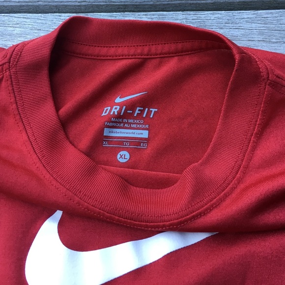 Nike Dri-Fit T-Shirt - Picture 2 of 3