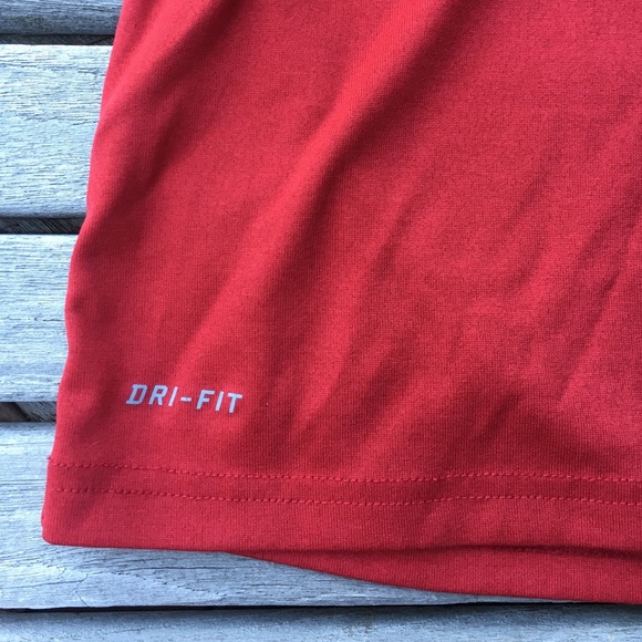 Nike Dri-Fit T-Shirt - Picture 3 of 3