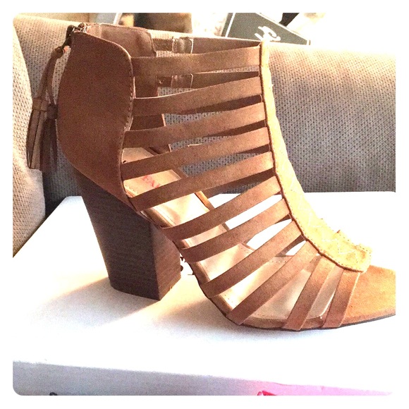 Romina heels!