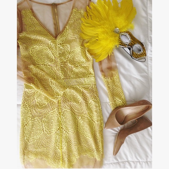 ✨Stunning Yellow Lace Dress!✨