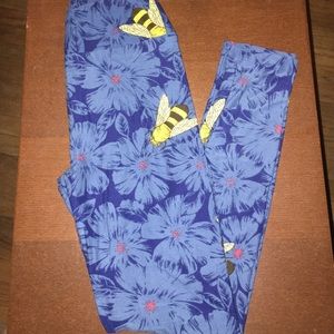 LuLaRoe leggings with large bees