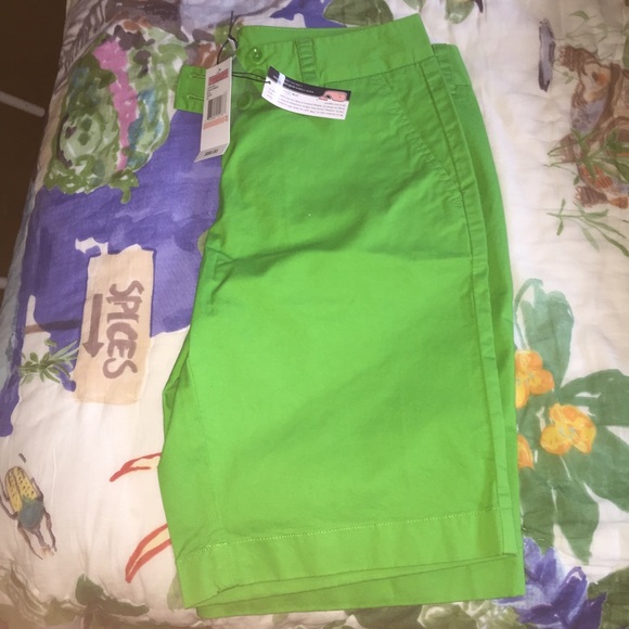 Bright green vineyard vines Bermuda shorts