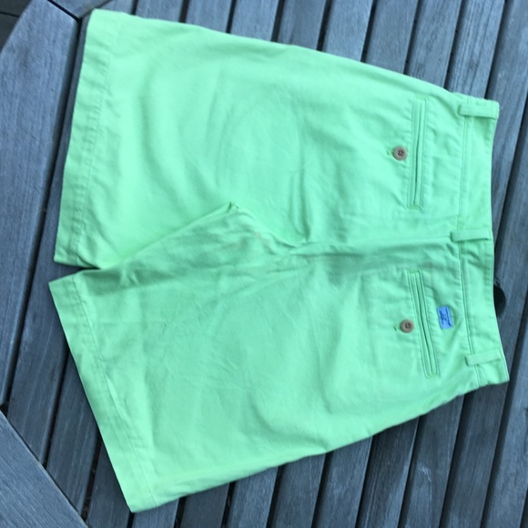 Men's Vineyard Vines Shorts - Picture 2 of 3