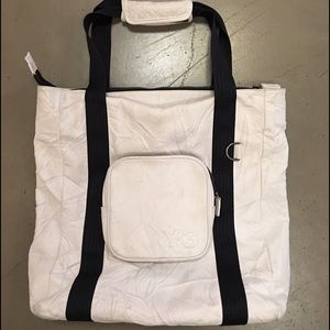 Y-3 large tote in crinkled white leather