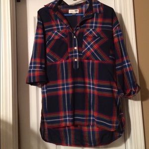 Small old navy plaid shirt