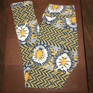 LuLaRoe leggings. Blue and yellow.