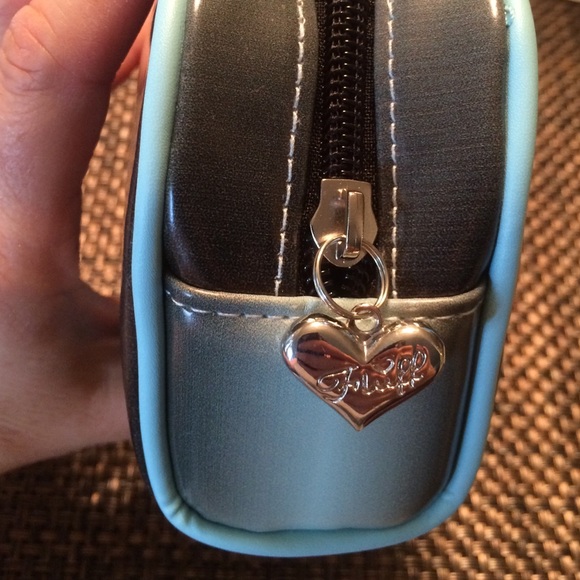 Fluff Galactic Glamour Makeup Bag - Picture 3 of 3