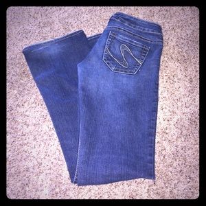 Weekend sale Sliver Tuesday jeans