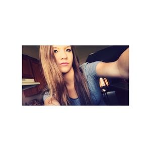 Meet your Posher, Abby