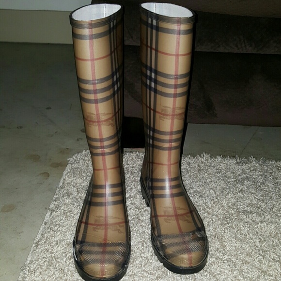 Burberry rain boots