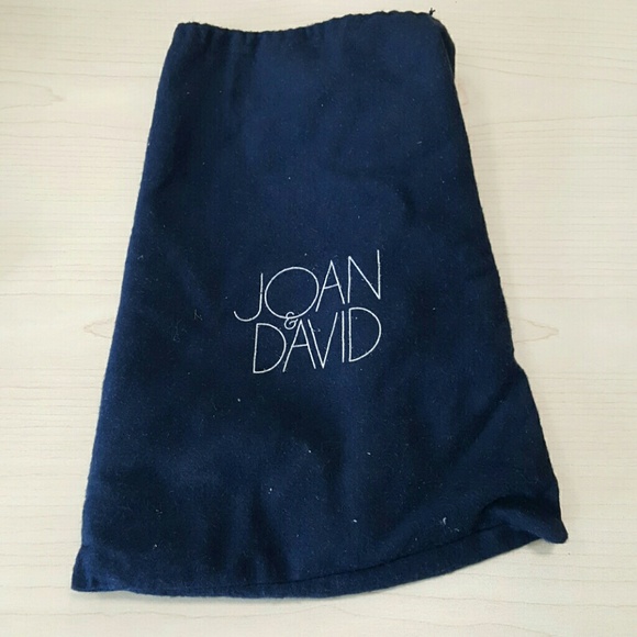 Joan and david brand new burgundy loafers dust cov