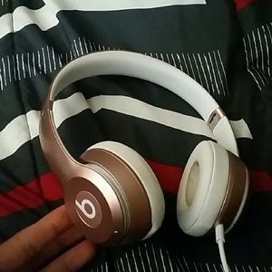 Rose gold dre beats solo