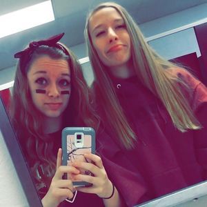 Meet your Posher, Alyssa