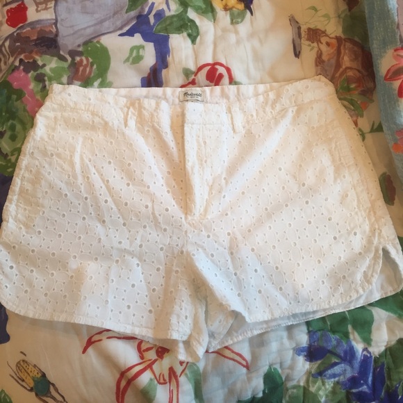 Madewell eyelet design white shorts