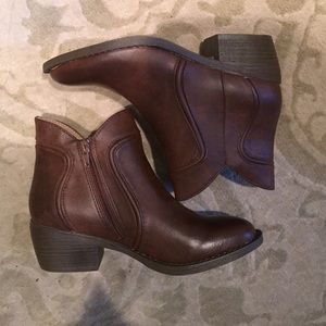 BC Footwear brown western style ankle booties