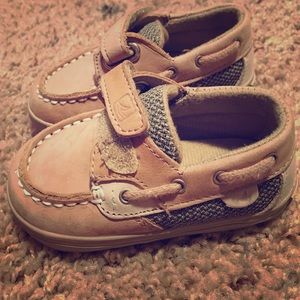 Infant shoe - size 3month.