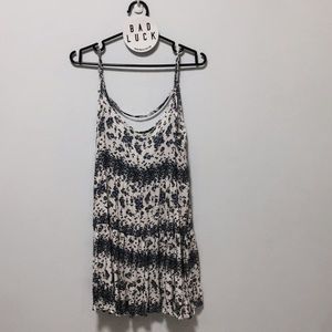 Brandy Melville blue rose Jada