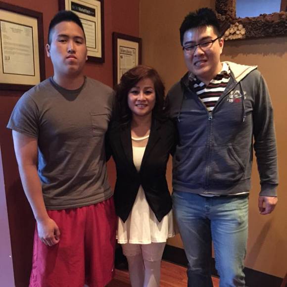 Meet your Posher, Kelli - Picture 1 of 1