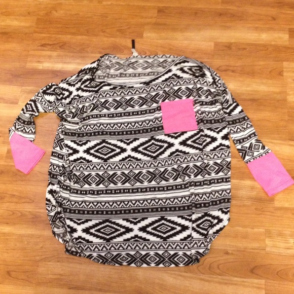 Moon Aztec geo barbie top - Picture 2 of 3