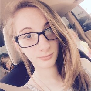 Meet your Posher, Kami_Krystal,