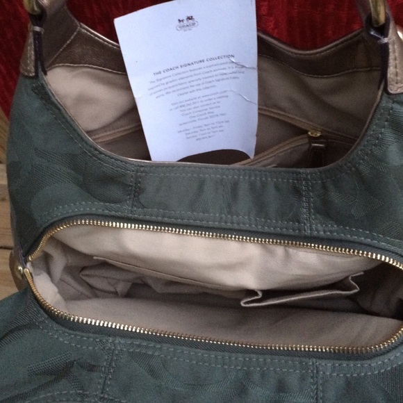 Authentic Coach Hobo. - Picture 3 of 4