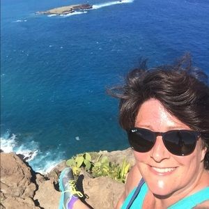 Meet your Posher, Jane