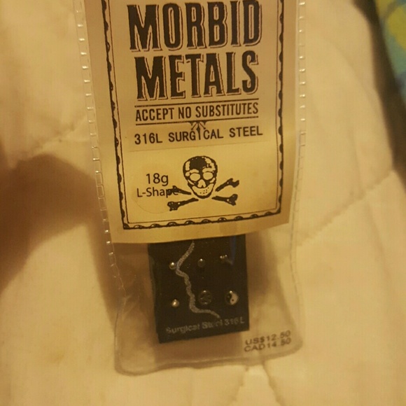 18g nose rings NEVER OPENED