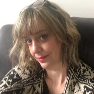 Meet your Posher, Cynthia