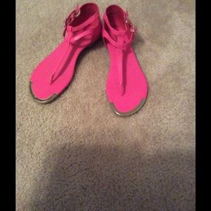 Madden girl sandals with a back